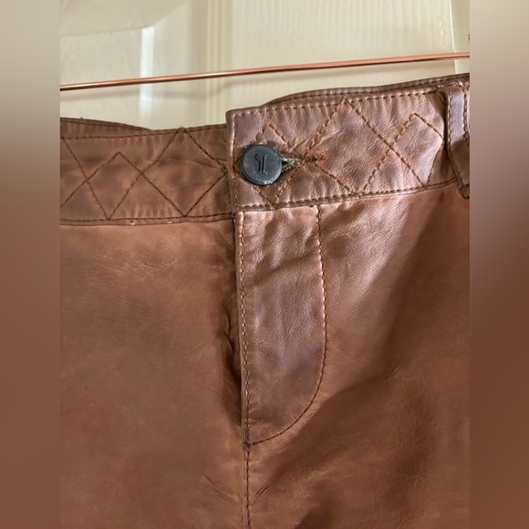 Vintage Leather Brown Shorts - Picture 3 of 9